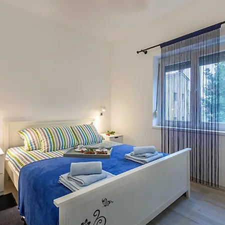 Danijela I Apartman *